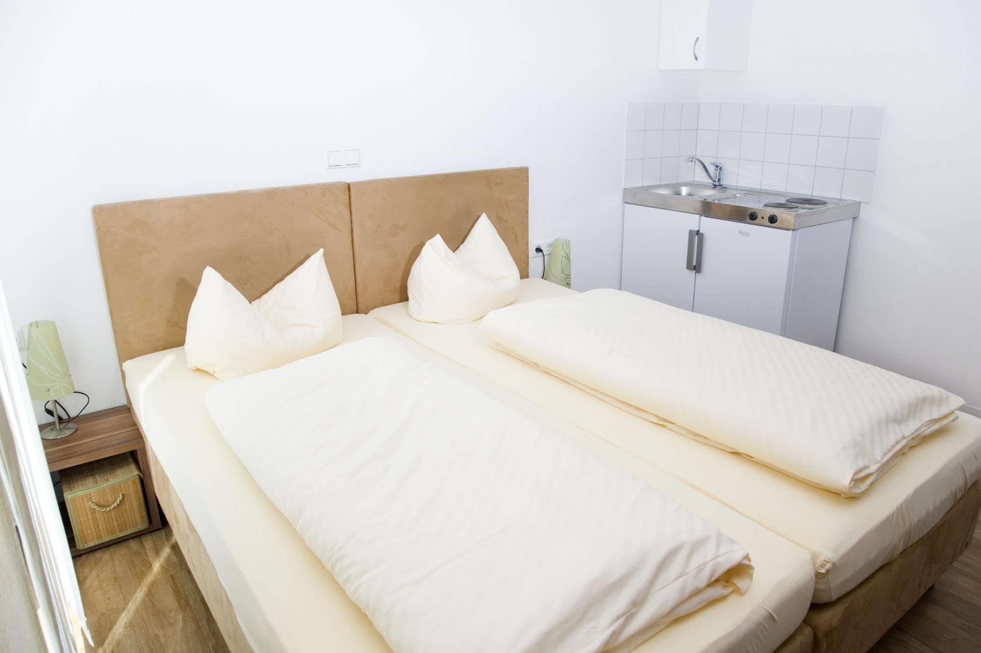 Gaestehaus Und Fewo Lamm Garni Blaubeuren Kültér fotó